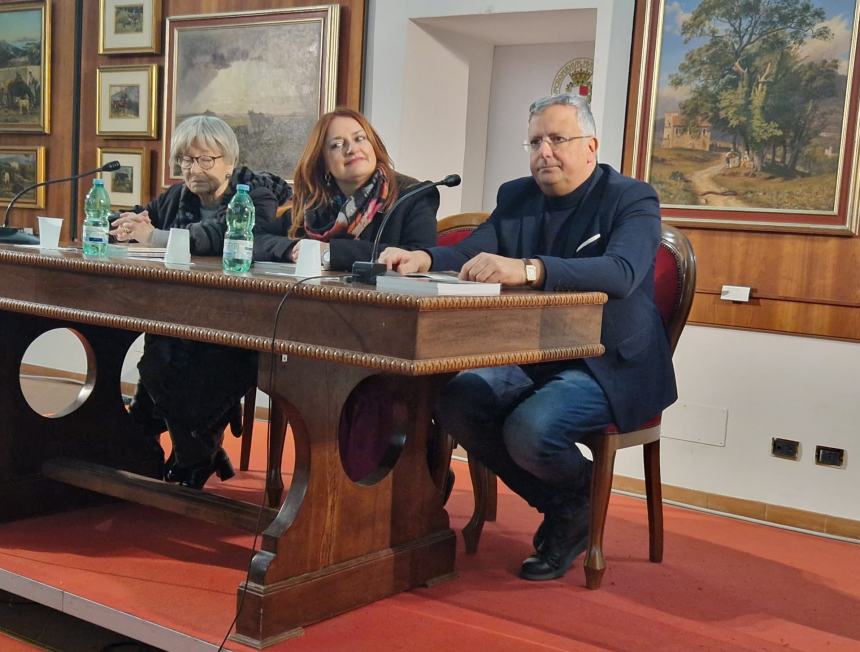 Gabriella Paduano in trasferta a Palazzo d'Avalos