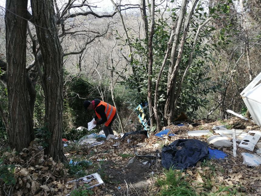 Decine di discariche abusive a Vasto: controlli a tappeto, nell'ultimo mese emessi 15 verbali