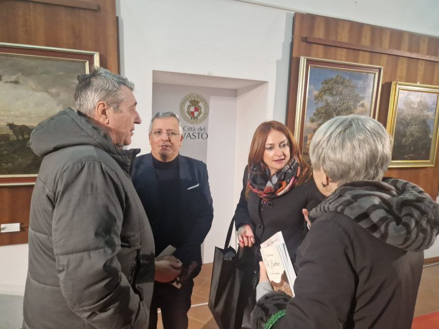 Gabriella Paduano a Palazzo d'Avalos, dialogo su Tito Barbieri 