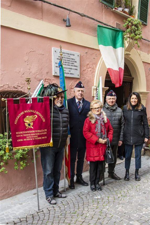 “La memoria tiene il lupo dell'insignificanza fuori dalla porta"