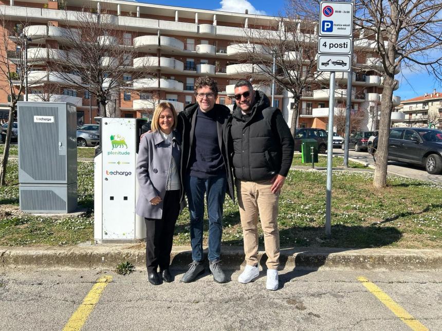 Sulla circonvallazione Histoniense tre nuove colonnine di ricarica per auto elettriche