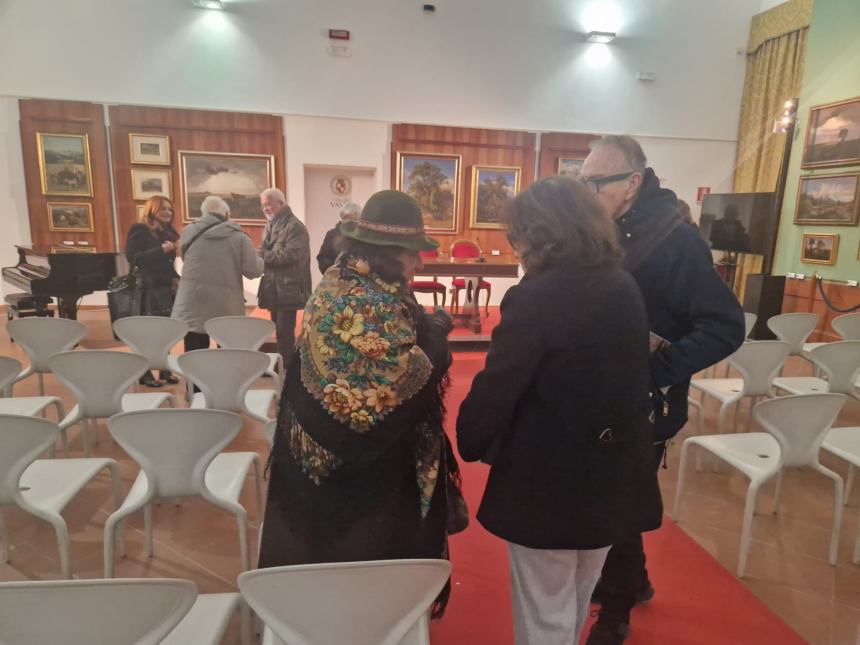 Gabriella Paduano a Palazzo d'Avalos, dialogo su Tito Barbieri 