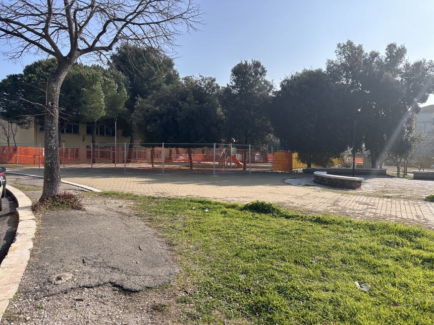 Nuova mensa e parco giochi riqualificato in via Stati Uniti