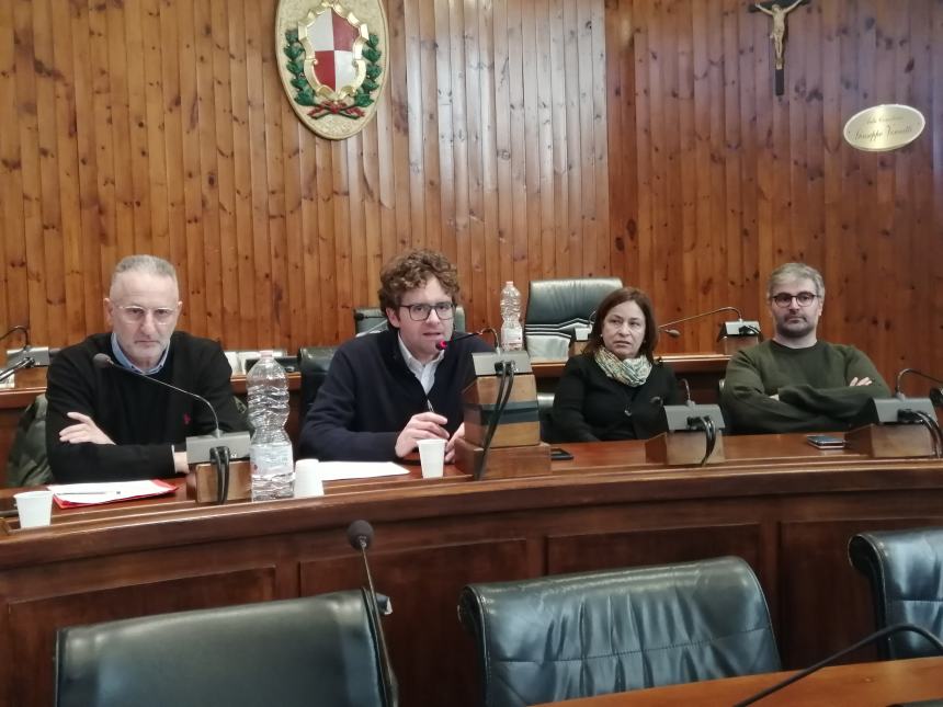 Via Verde a rischio chioschi permanenti: “Per salvaguardare la costa manifestazione e ricorso”