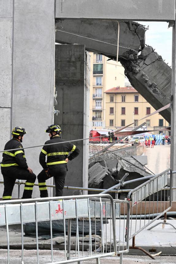 Crolla cantiere di un supermercato a Firenze: tra le vittime un abruzzese