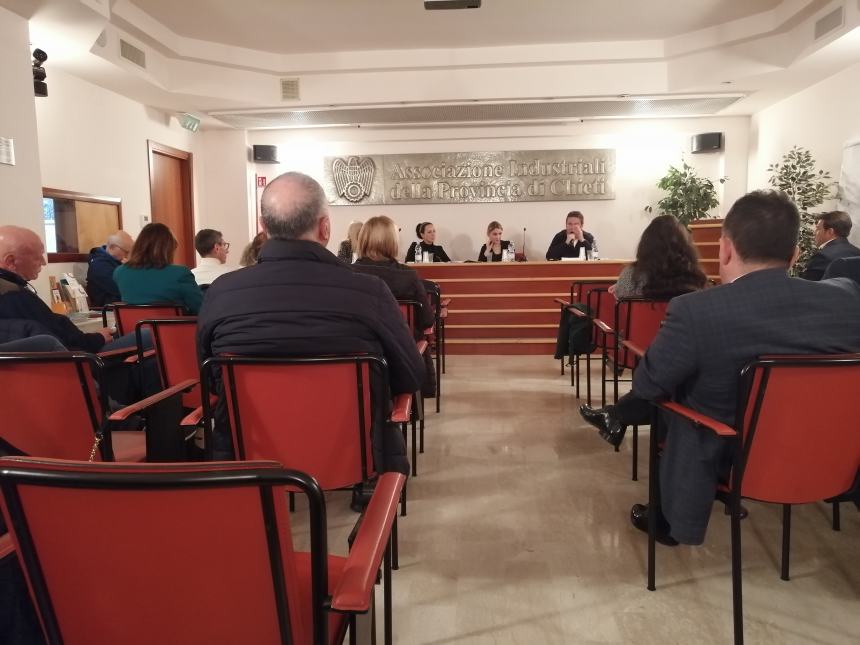 Burocrazia, servizi e infrastrutture: confronto tra Assovasto e candidati alla Regione