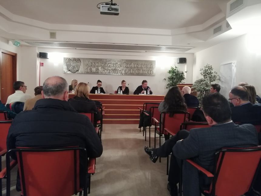 Burocrazia, servizi e infrastrutture: confronto tra Assovasto e candidati alla Regione