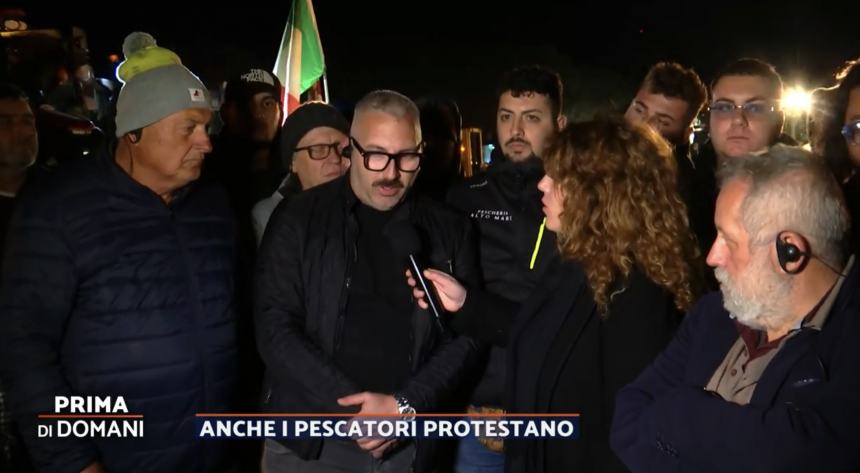 Il pescatore Angelo Natarelli su rete 4 per la protesta: “Chiediamo più tutele”