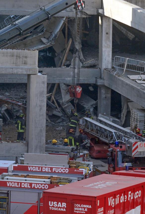 Crolla cantiere di un supermercato a Firenze: tra le vittime un abruzzese