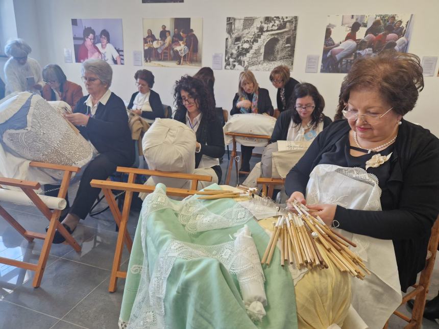 Museo del Tombolo e delle tradizioni: «Sale in alto la cultura delle proprie radici»