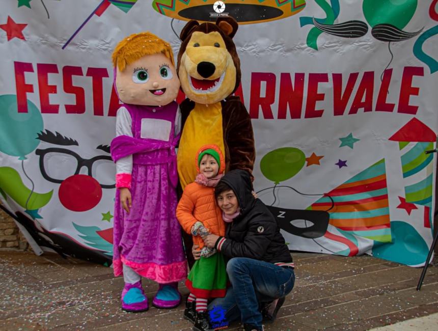 "Carnevale in piazza": Maschere, coriandoli e balli a Fresagrandinaria e Roccaspinalveti 