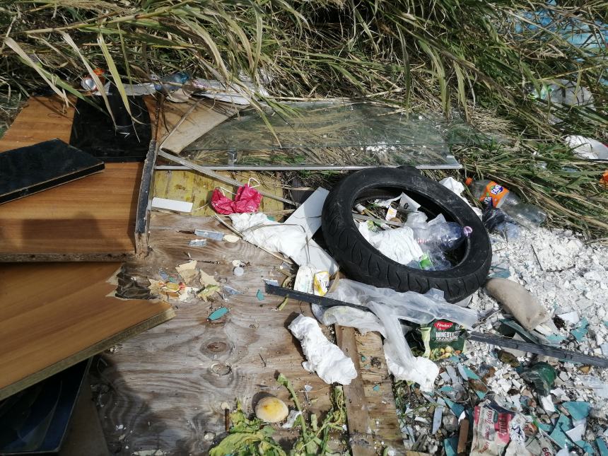 Decine di discariche abusive a Vasto: controlli a tappeto, nell'ultimo mese emessi 15 verbali