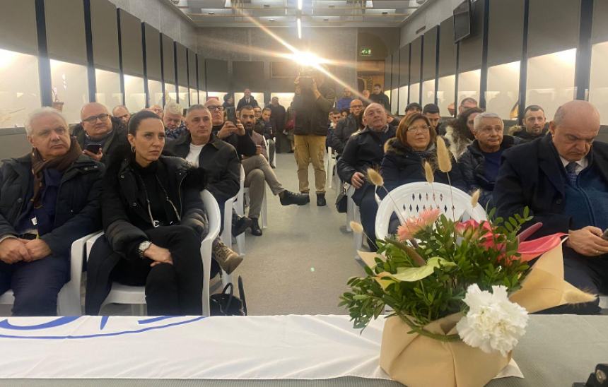 Pienone a Guardiagrele: inaugurato il comitato elettorale di Sabrina Bocchino