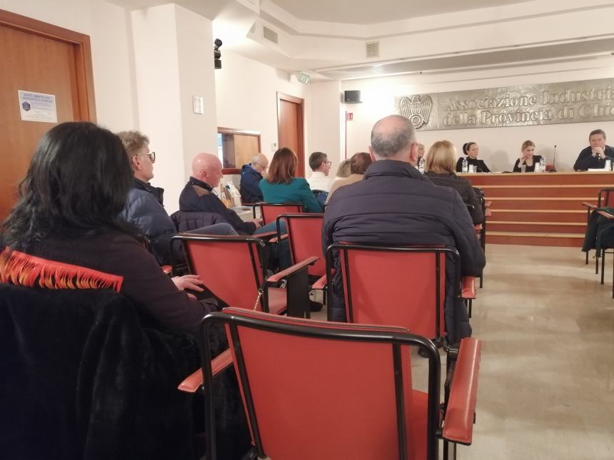 Burocrazia, servizi e infrastrutture: confronto tra Assovasto e candidati alla Regione