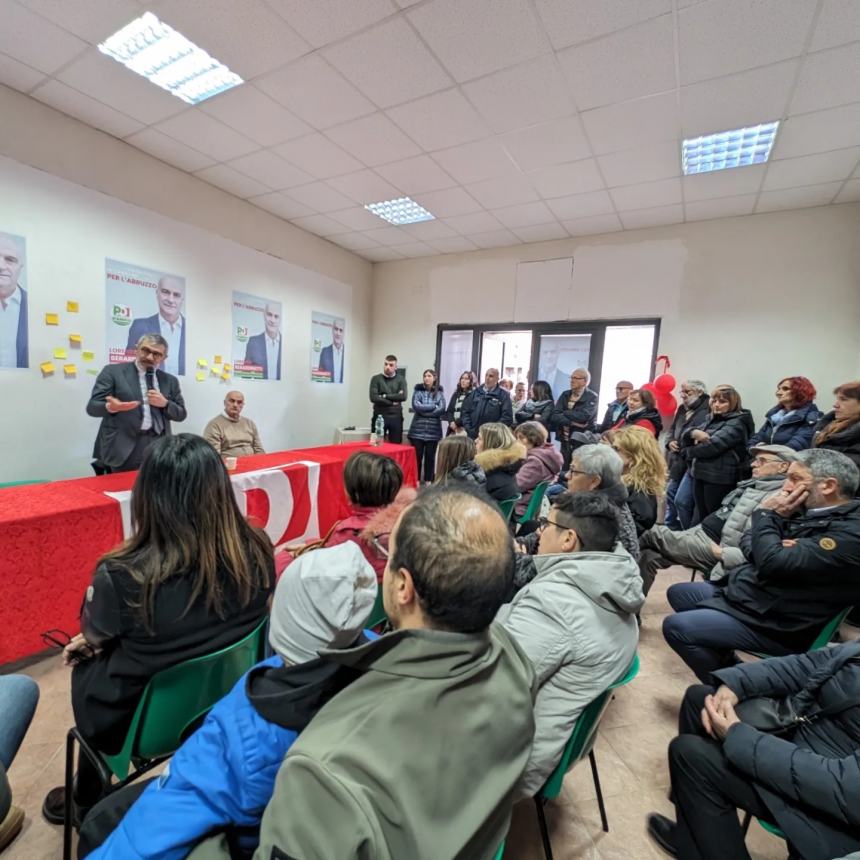 “L’Abruzzo che vorrei…”: il documento consegnato da oltre 100 giovani a Luciano d’amico