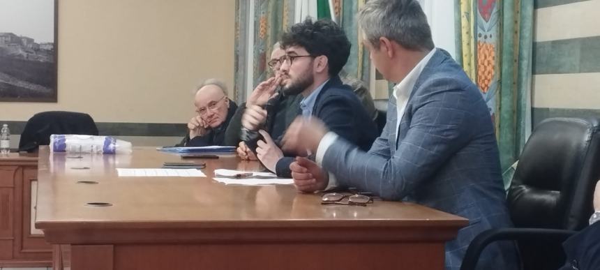 "Per l'Unione del Molise con l'Abruzzo" e Di Pietro rilancia: servono cinque macro-regioni