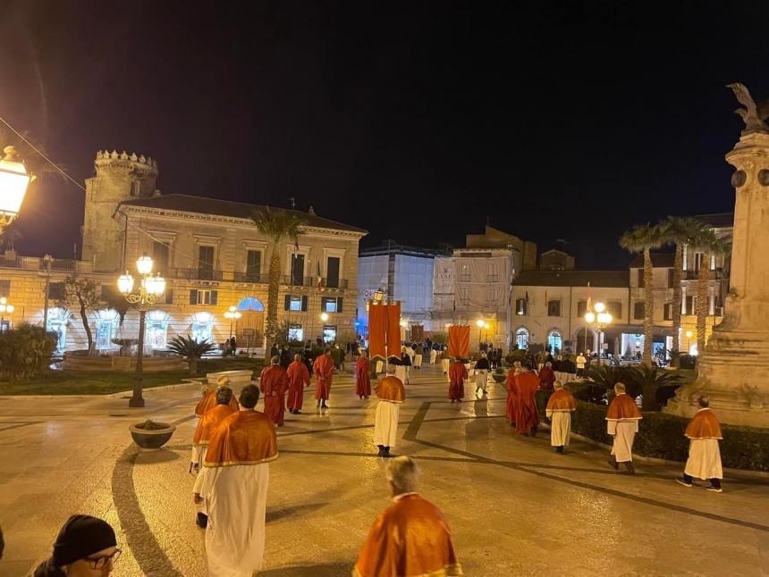 Rinnovata a Vasto la Festa della Sacra Spina tra la Santa Messa e processione