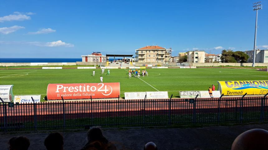 Un gol per tempo al Notaresco e il Termoli 1920 "virtualmente" entra in zona salvezza