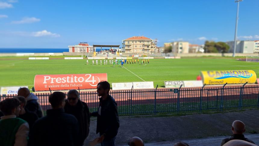 Un gol per tempo al Notaresco e il Termoli 1920 "virtualmente" entra in zona salvezza