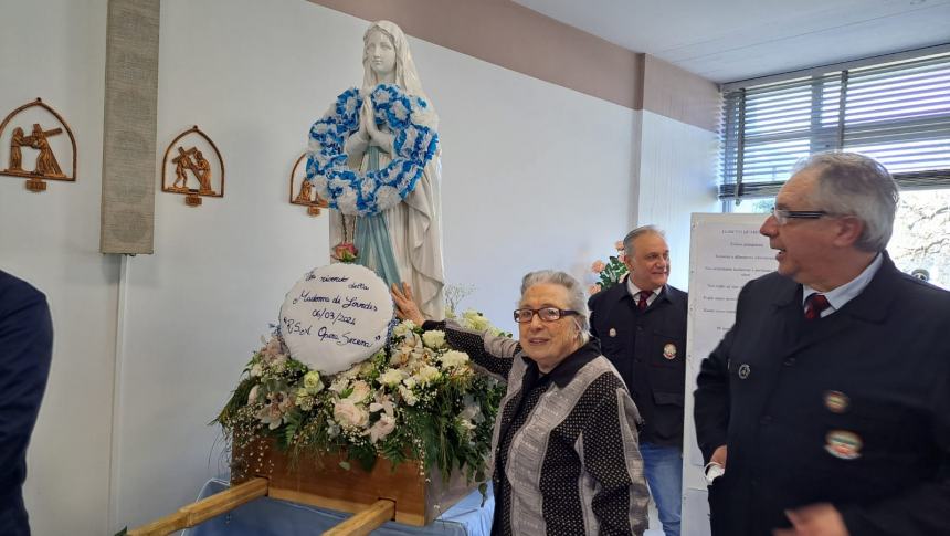 La Madonna di Lourdes accolta dagli ospiti dell'Opera Serena