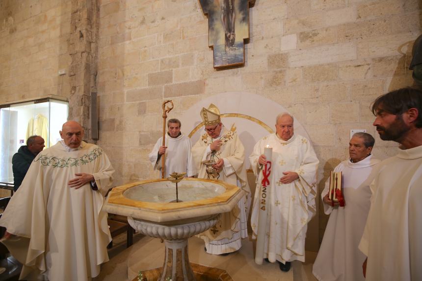 La veglia pasquale in Cattedrale