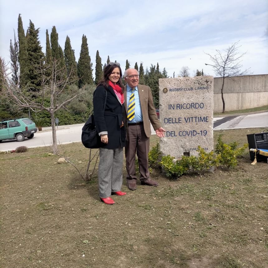 A Larino una stele per ricordare le vittime del Covid-19