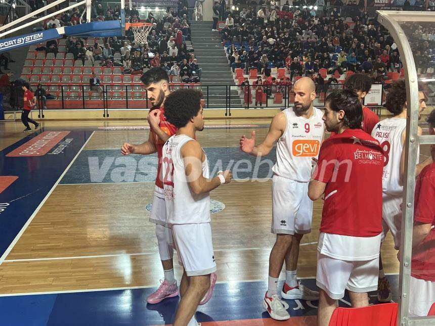 Vasto Basket vittoria da grande: il derby è biancorosso