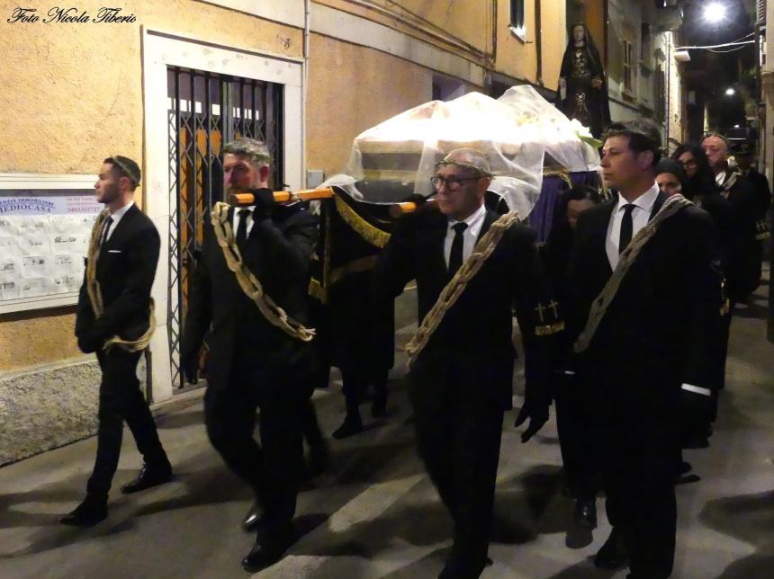 A Casalbordino sulle note del “Miserere” celebrata la processione del Venerdì Santo