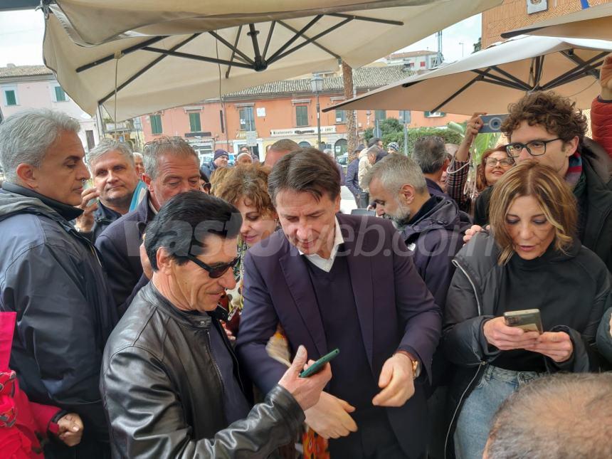 Conte a Vasto: "In Abruzzo cure sanitarie inadeguate, autonomia differenziata un disastro"