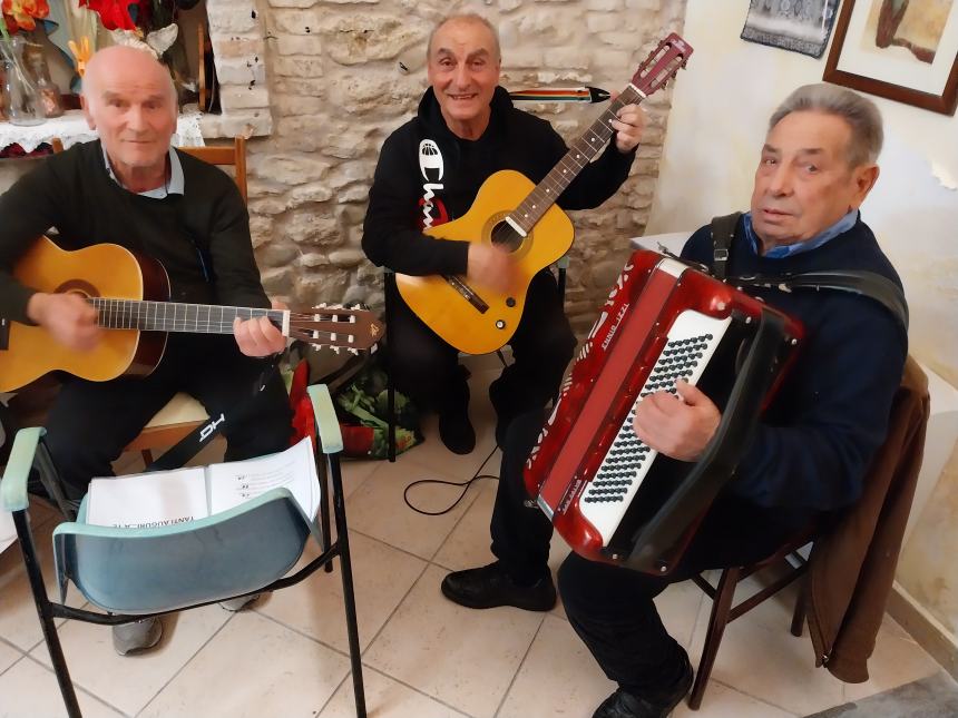 Nel circolo del “Centro storico” di Vasto la festa in onore delle donne 