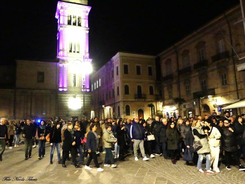 A Casalbordino sulle note del “Miserere” celebrata la processione del Venerdì Santo