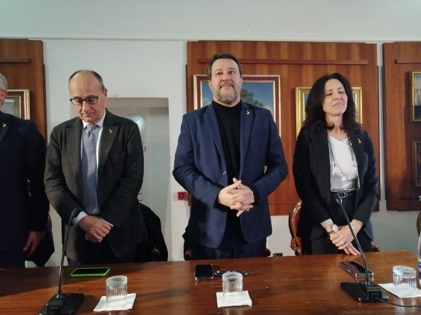 Salvini a Vasto: “Valuteremo le richieste dei sindaci su strade statali e provinciali”