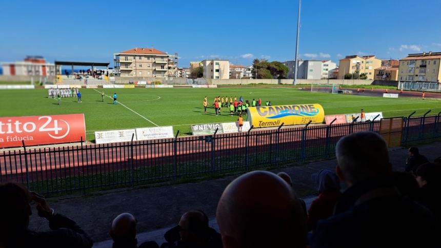 Un gol per tempo al Notaresco e il Termoli 1920 "virtualmente" entra in zona salvezza