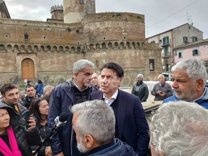 Conte a Vasto: "In Abruzzo cure sanitarie inadeguate, autonomia differenziata un disastro"