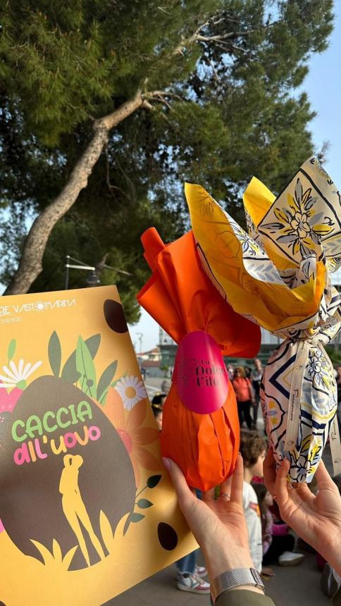 In tantissimi a Vasto Marina per la “Caccia all’uovo”