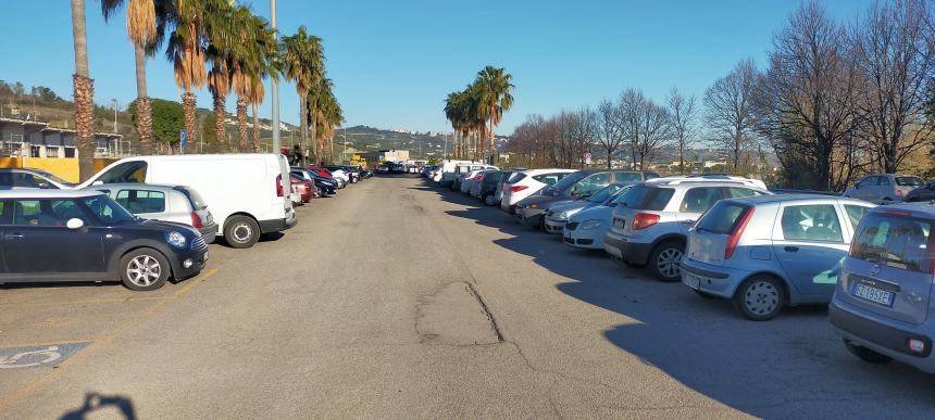 Stazione Vasto-San Salvo: "Cantiere occupa molti posti auto, e le multe aumentano"