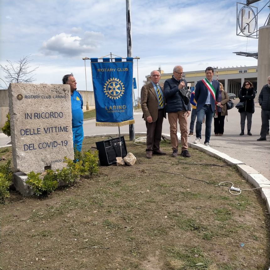 A Larino una stele per ricordare le vittime del Covid-19