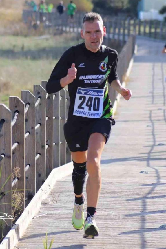 Top five e top ten di categoria per i podisti della Runners Termoli a Putignano