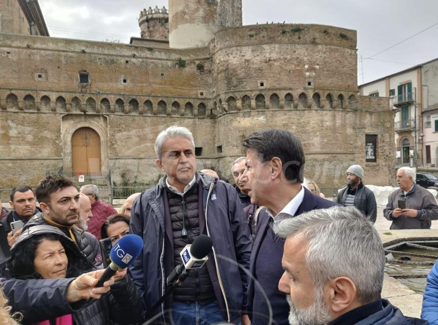 Conte a Vasto: "In Abruzzo cure sanitarie inadeguate, autonomia differenziata un disastro"