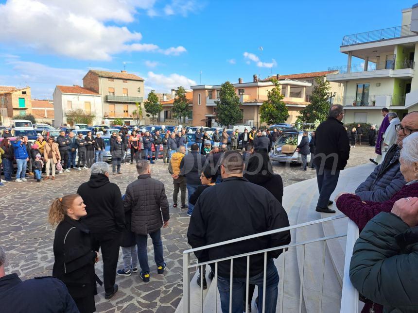 L'ultimo viaggio di Maurizio Battista scortato dagli amici motociclisti