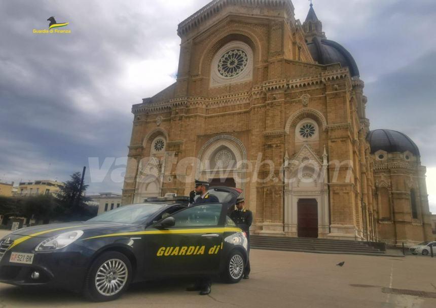 Frodi previdenziali e immigrazione clandestina, 20 misure cautelari: procacciatori anche a Vasto