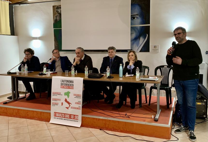 “È un’autonomia differenziata che spacca l’Italia in due tra cittadini di serie A e B”