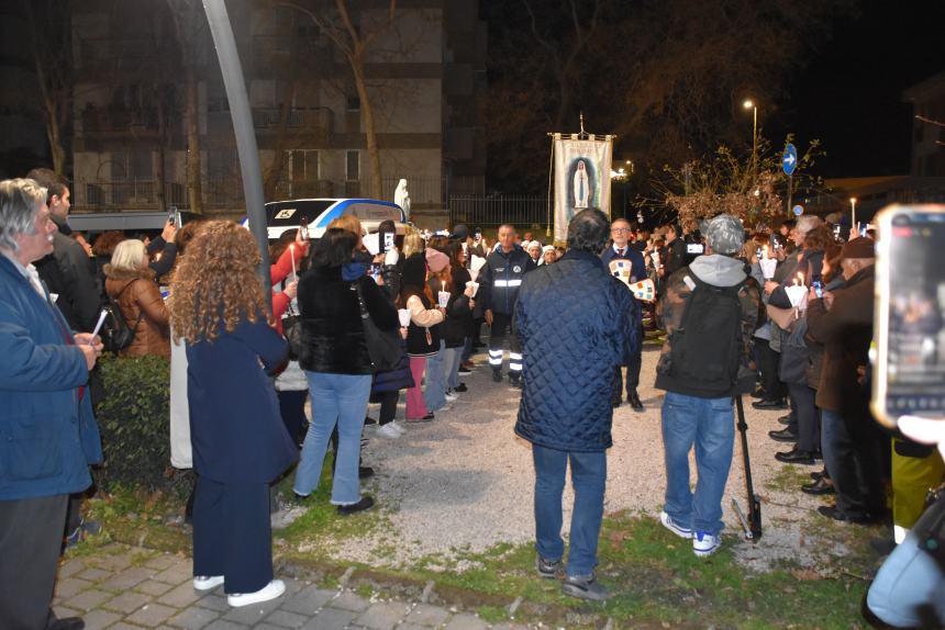 L'arrivo della statua della Madonna di Lourdes a Termoli