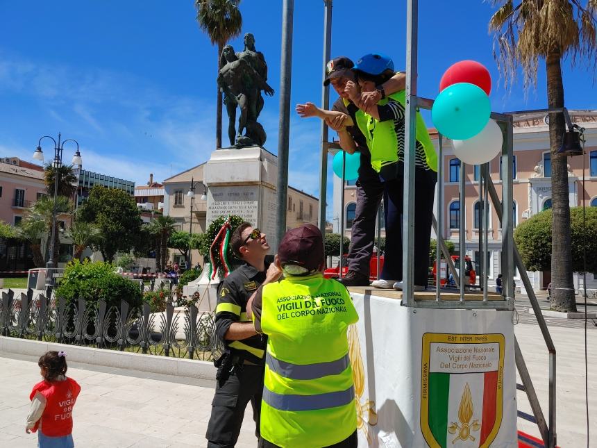 Pompieropoli: alla scoperta del fantastico mondo dei Vigili dei Vigili del fuoco