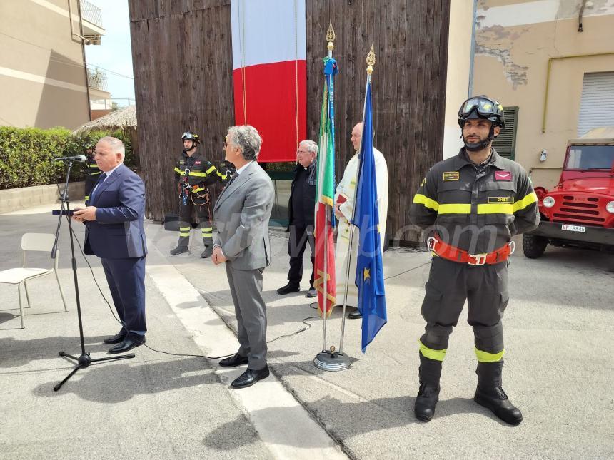 La statua di Santa Barbara ai vigili del fuoco di Vasto: “Pilastri anche nel settore marittimo”