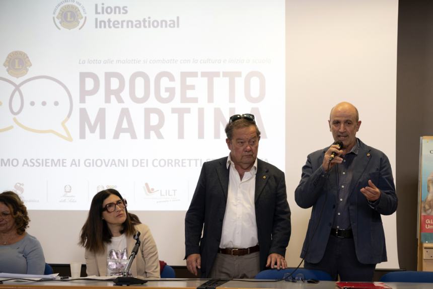 Prevenzione dei tumori giovanili, i Lions Club Vittoria Colonna incontra gli alunni del Pantini Pudente