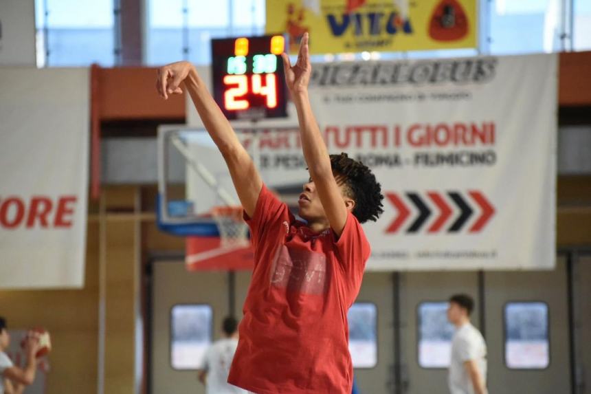 Vasto Basket da impazzire: vittoria in rimonta con la Magic Chieti 