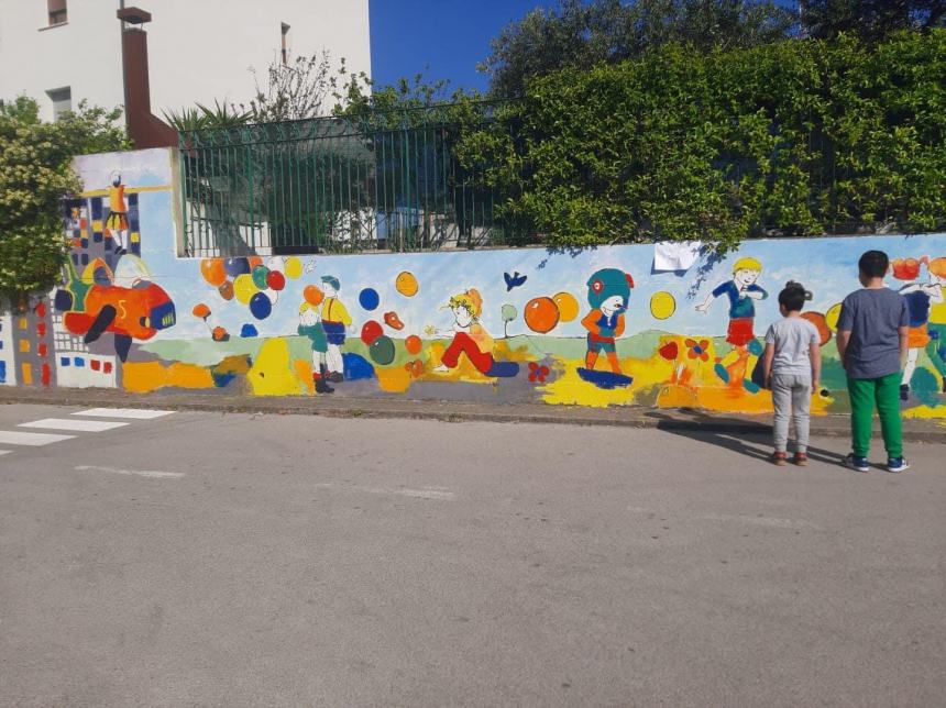 RiGenerazione: completato il murales degli alunni della Peluzzo