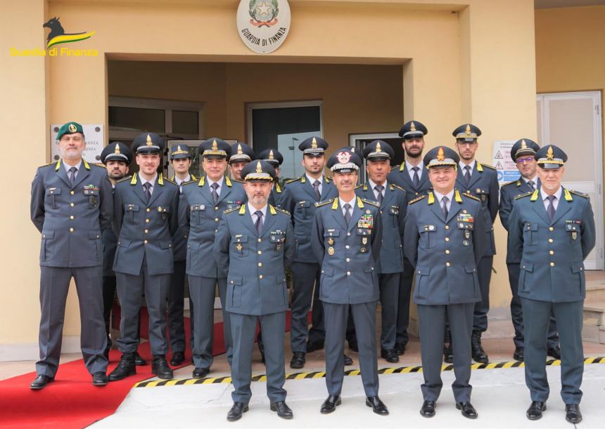 Il Comandante regionale Abruzzo in visita alla tenenza di Nereto