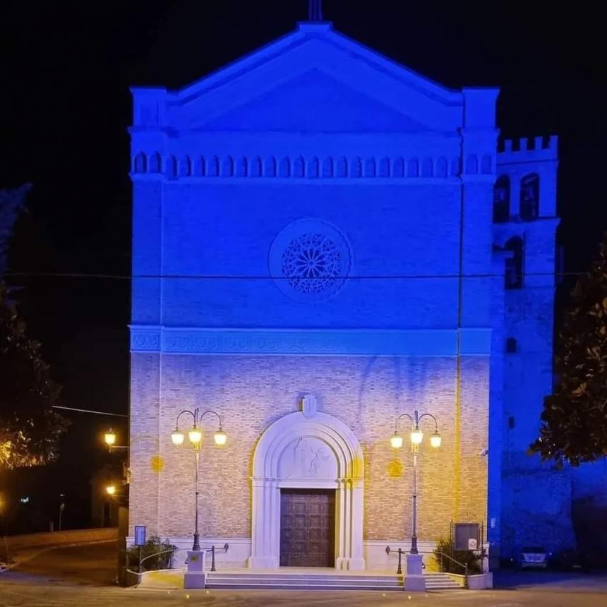 Giornata mondiale sull’autismo: la Chiesa di San Donato  si tinge di blu 